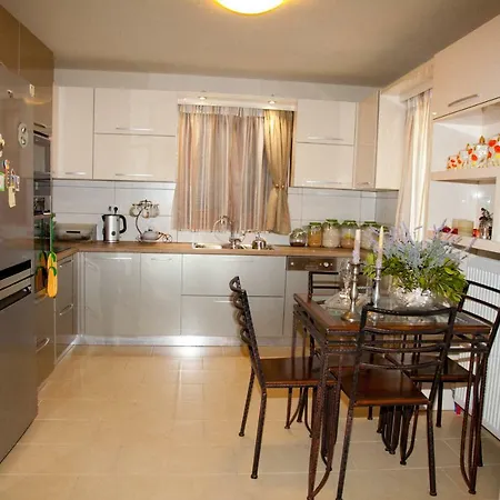 Virginia Place דירה Athéras