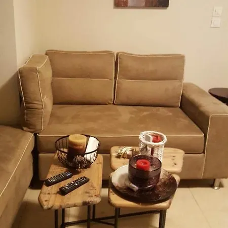 Virginia Place Apartment *