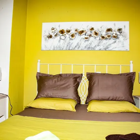 Virginia Place Apartment Atheras